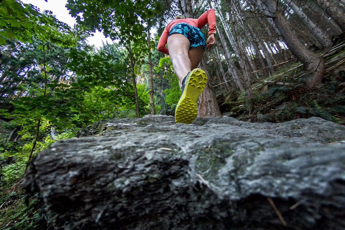 Still got those buns out? How cold does it have to be before you put on tights? 

🍑🩳<a href="/runinrabbit/">rabbit</a> 
📸 Sean Beale