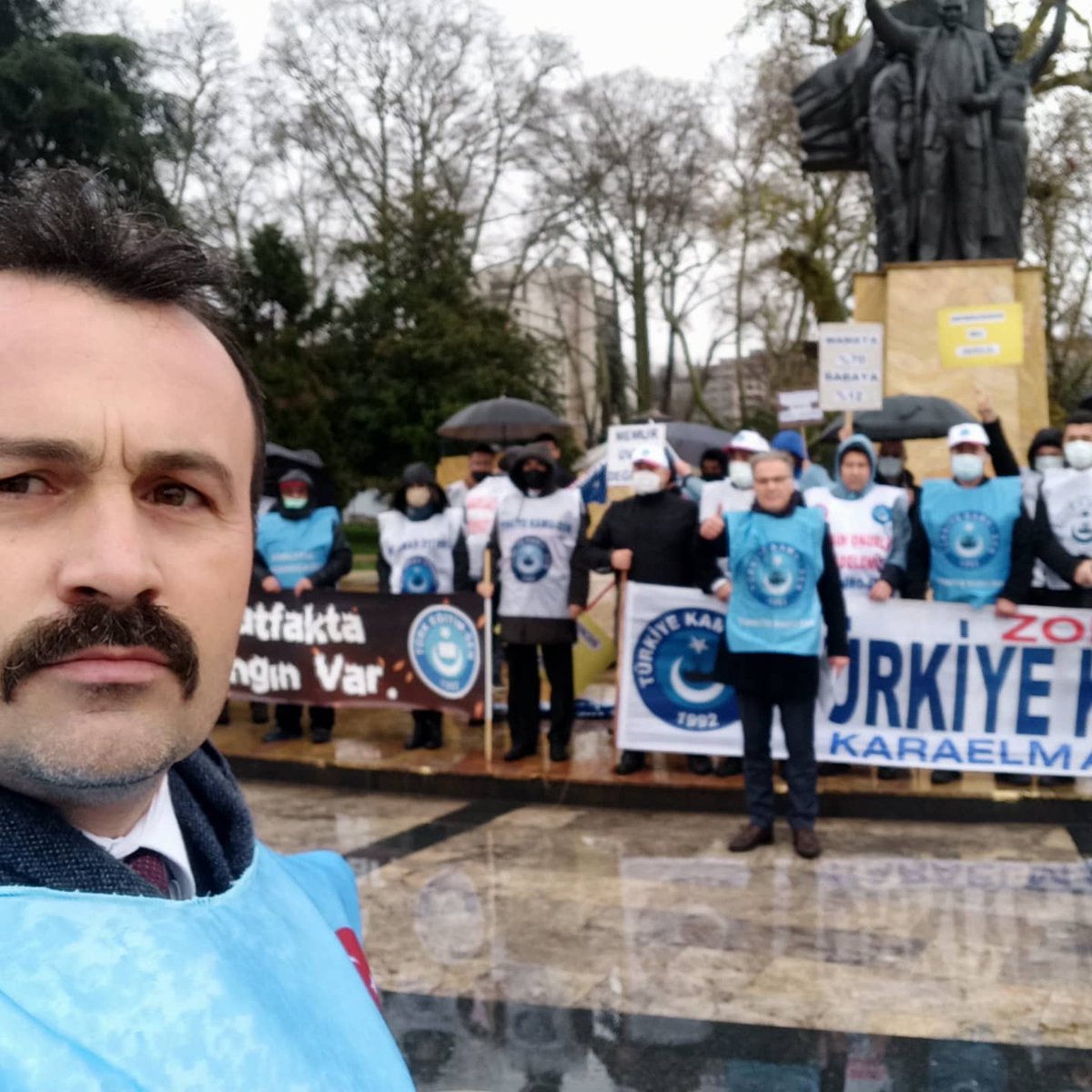 sonerarslanogl's tweet photo. #kamusenalanda
#memurekzamistiyor
#gerçeksendika https://t.co/sdq0BERxtM