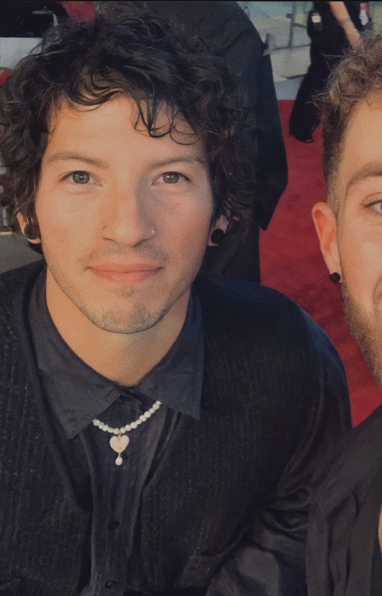 cryingforjosh's tweet image. *     *    . ☆  *    .  *   ₍ᐢ..ᐢ₎.   .  * 
  * .   ₍ᐢ..ᐢ₎  *  .    *    ☆₍ᐢ..ᐢ₎  *  . *  
 .  * .  *         josh dun .   * .
        is a wonderful person.
 *  .    * .   *      .  ☆ *      .   *
  .    .  *    ₍ᐢ..ᐢ₎  .   *  .    *  ☆*