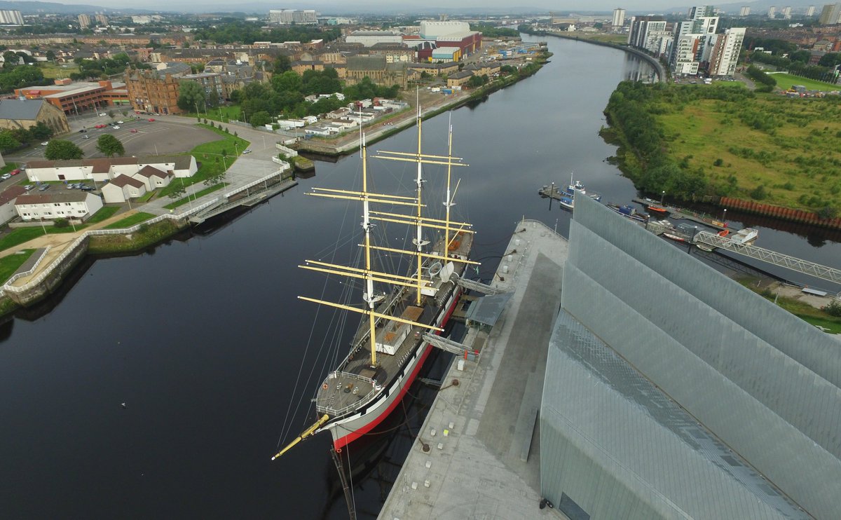 The Tall Ship tweet media