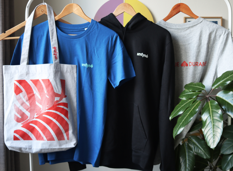Infinemusic's tweet photo. #Christmasalert !!!💥

Check our merch on @Bandcamp 

Support your favorite artists  with our new limited collection ‘Musique durable’ ~ 100% organic cotton &amp; recycled materials 🐝🌿

https://t.co/IEoI7eR8DV https://t.co/pQB94V3syv
