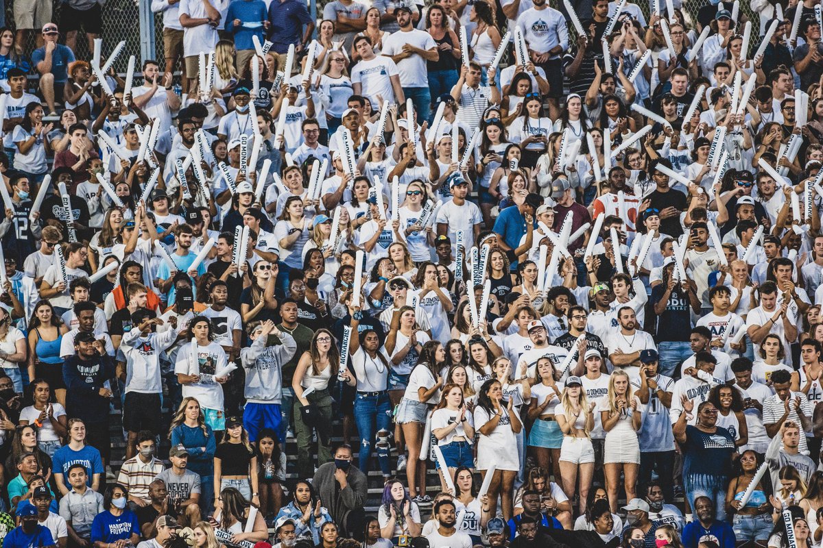ODUSports's tweet photo. 🚨ODU STUDENTS🚨 Only 2️⃣ more days to register for your FREE ticket and transportation to the Myrtle Beach Bowl! 🏝🎳😎

https://t.co/9J6k9vCRl1 

#ODUSports | #ReignOn | #Monarchs https://t.co/fvmbDP1KH3