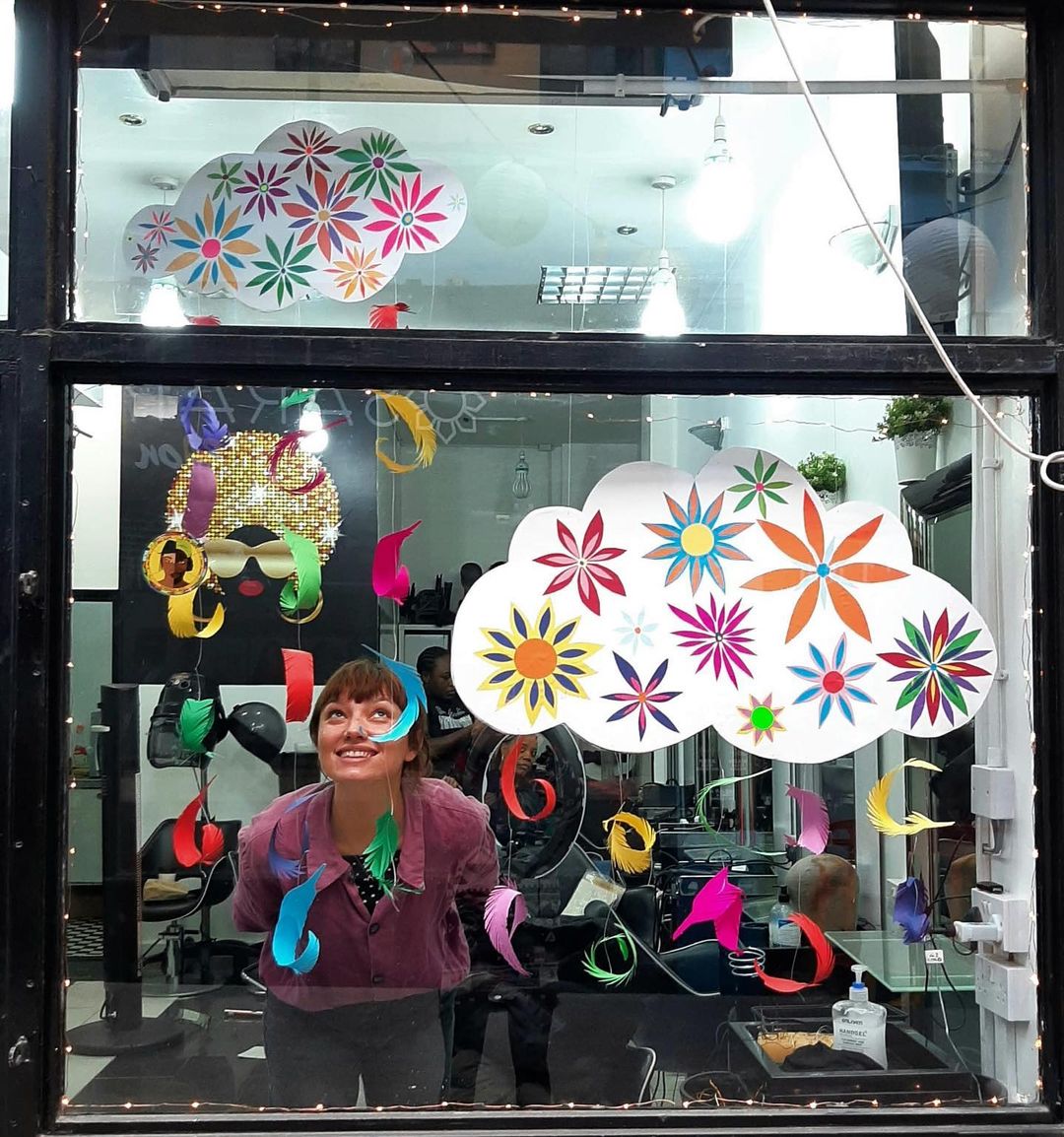 BrixtonProject's tweet image. In collaboration with @BrixtonBid we commissioned local artists to add some festive art to the windows of different Brixton businesses🎨!  

Here are a few images of the artwork created you’ll see across Brixton.

#WindowLettering #WindowArt #Brixton #BrixtonSmallBusiness #Art