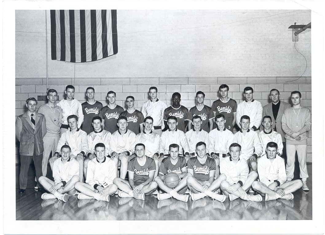 BSUBeaversMBB's tweet photo. The Stan Hall Days: 1950s

HC Stan Hall (1947-54) finished as the program’s winningest coach after totaling at least 13 wins in every season

#100YearsofBeaverTerritory https://t.co/Q81c5orRUo