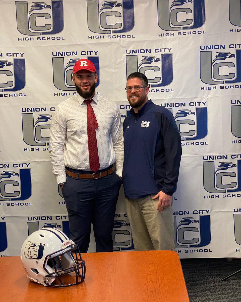 ChrisJohnsen77's tweet photo. Signing day for @NelsonMonegro77 @RFootball @UCFOOTBALLNJ https://t.co/mJbyqtwOr3