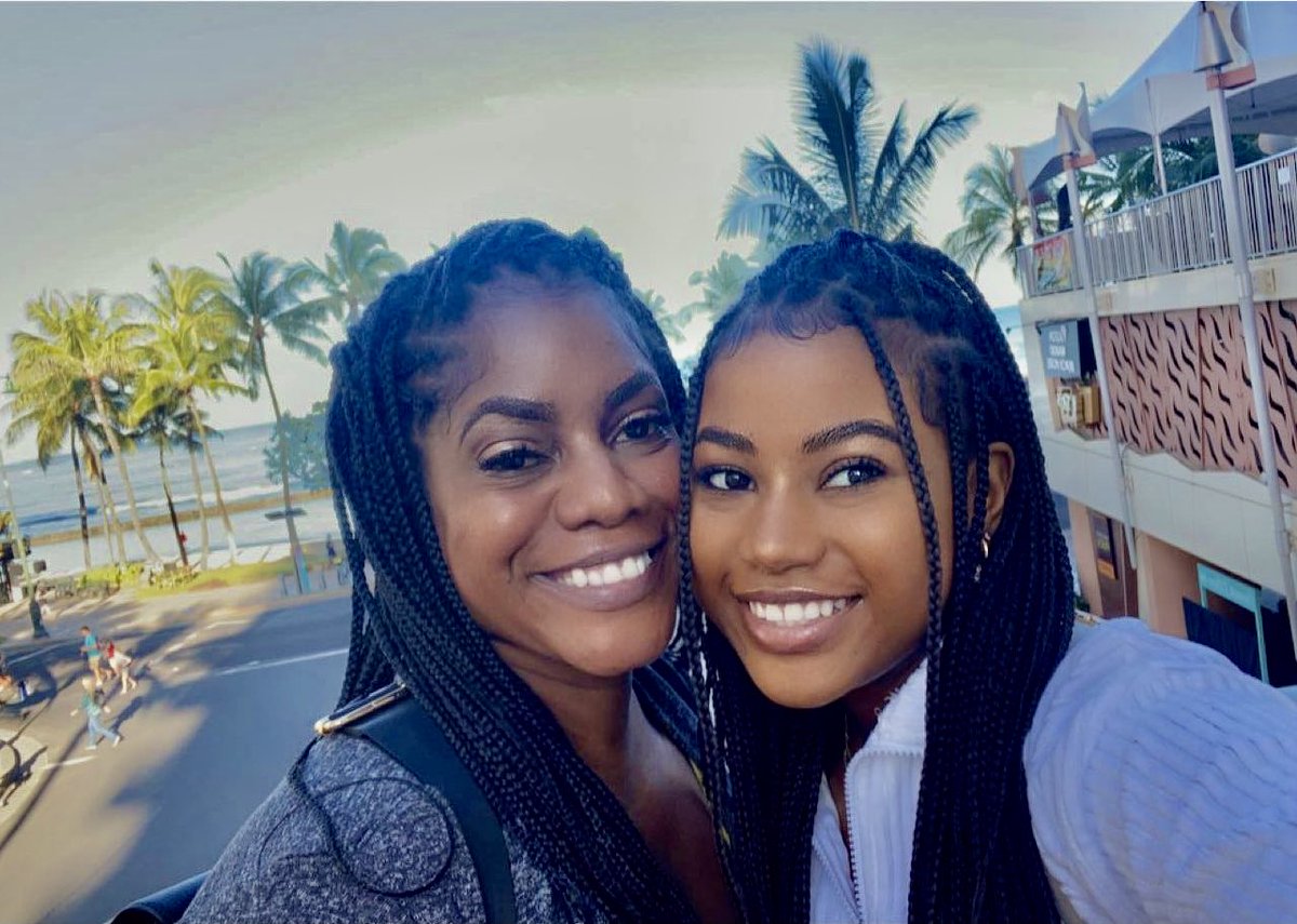 I prayed for this Beautiful Daughter of mine @nyla_y13🙏🏾 She makes me sooo Happy and sooo Proud to be her Mama