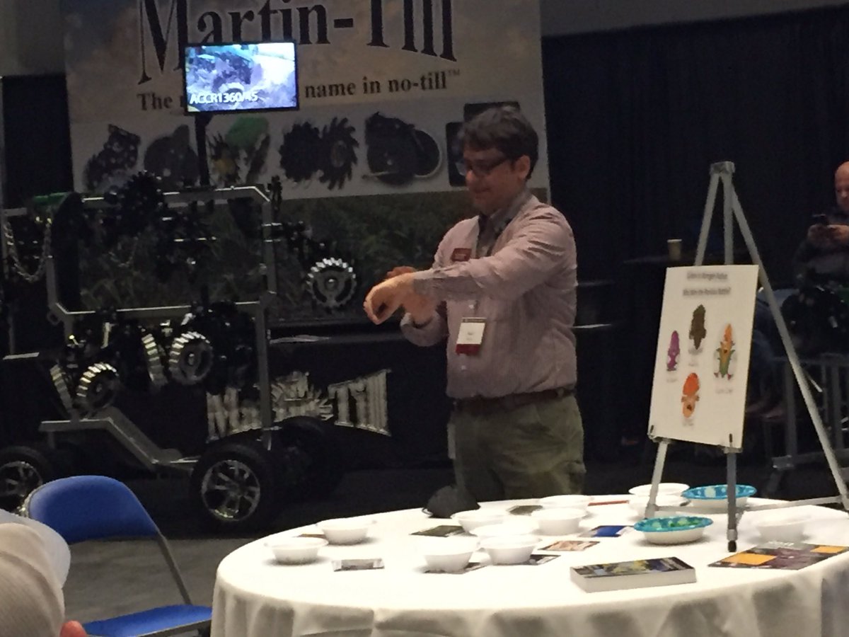 MnSoil's tweet image. Shane from @UMNExt described how microbes mine N from the soil while they’re decomposing OM- might deplete the crop in the short term but that microbe-N will eventually be released. #SMS2021