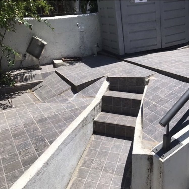 property_sorted's tweet photo. This poor #property #workmanship has left us lost for words. Leveling ground should be a no-brainer, or at least you'd hope so.

This is a big 👎 from the @property_sorted  team. https://t.co/BHFBvO7sSi