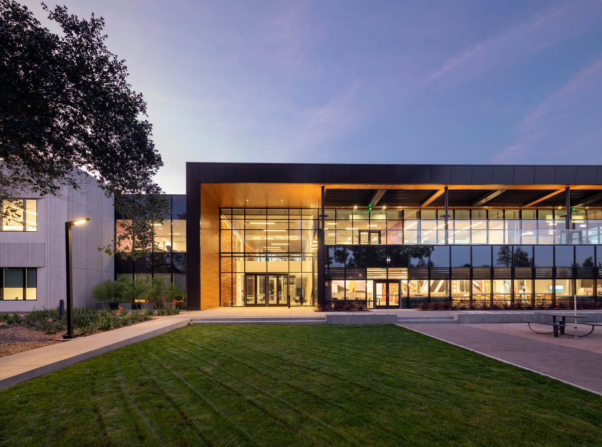 The Arc Institute launches today with <a href="/Stanford/">Stanford University</a> <a href="/UCBerkeley/">UC Berkeley</a> <a href="/UCSF/">UC San Francisco</a>, bringing together unconstrained funding for ambitious science, rapid tech development centers, and the scientific excellence of these universities into one physical institute. Join us at arcinstitute.org