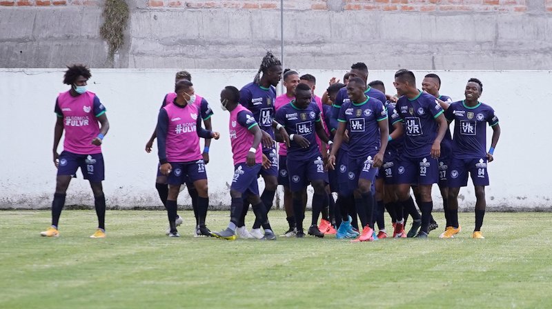 ECUAGOL's tweet photo. (FOTO) Guayaquil Sport🦉 ya contaría con nuevo cuerpo técnico 🚨
#GuayaquilSport #LosBuhos #Fichajes #SerieB
⬇️⬇️⬇️
https://t.co/MzNIR67SDG https://t.co/QApF1GFzo4