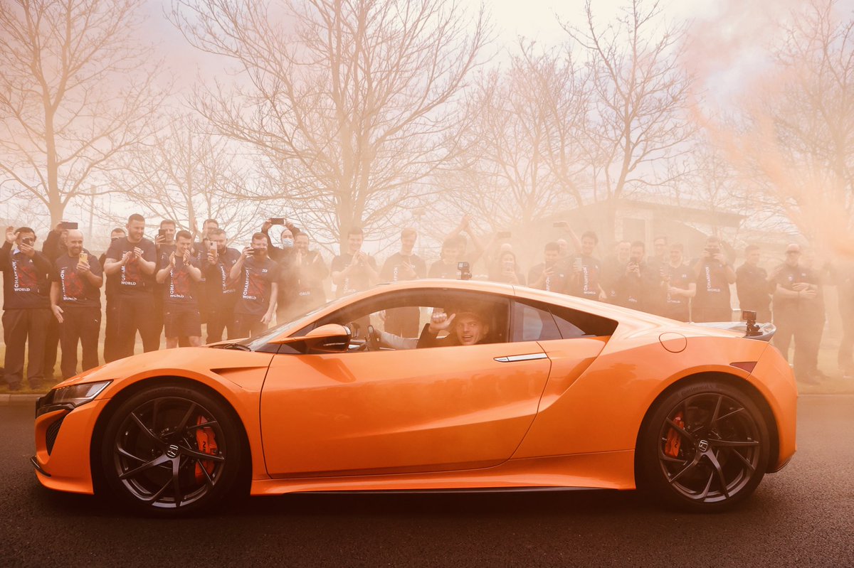 The only colour we could let the Champ arrive in 🧡🧡🧡 #ThePowerOfDreams