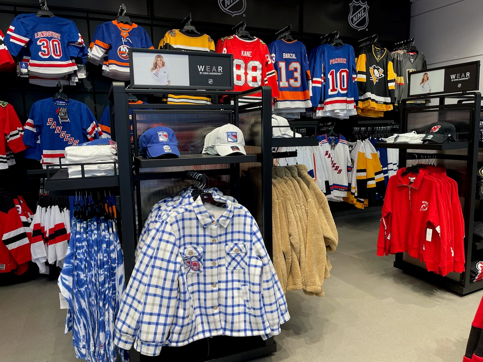 NHL Shop & Store