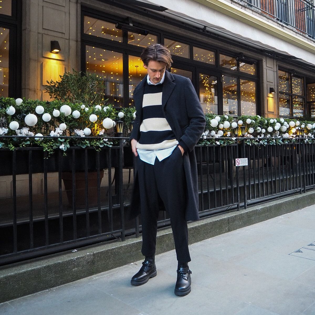 ALDO_Shoes's tweet photo. Sleighed it. #FestiveFancyFun
#AldoCrew Isaac Hudson is making moves this holiday season in Brigadem, our classic lace-up boots with a chunky chain twist. https://t.co/0traxrxHAi https://t.co/bxWNwErFHY