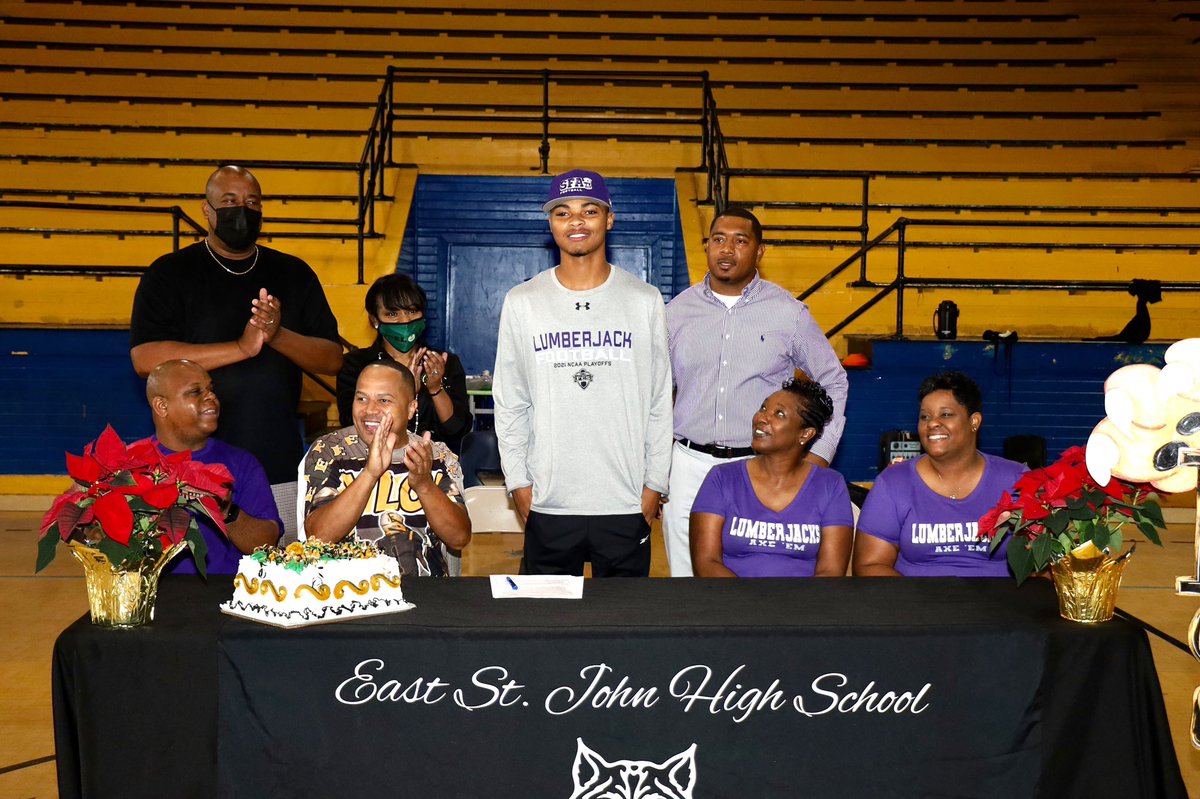 It’s official, I’m a Lumberjack 💜🪓