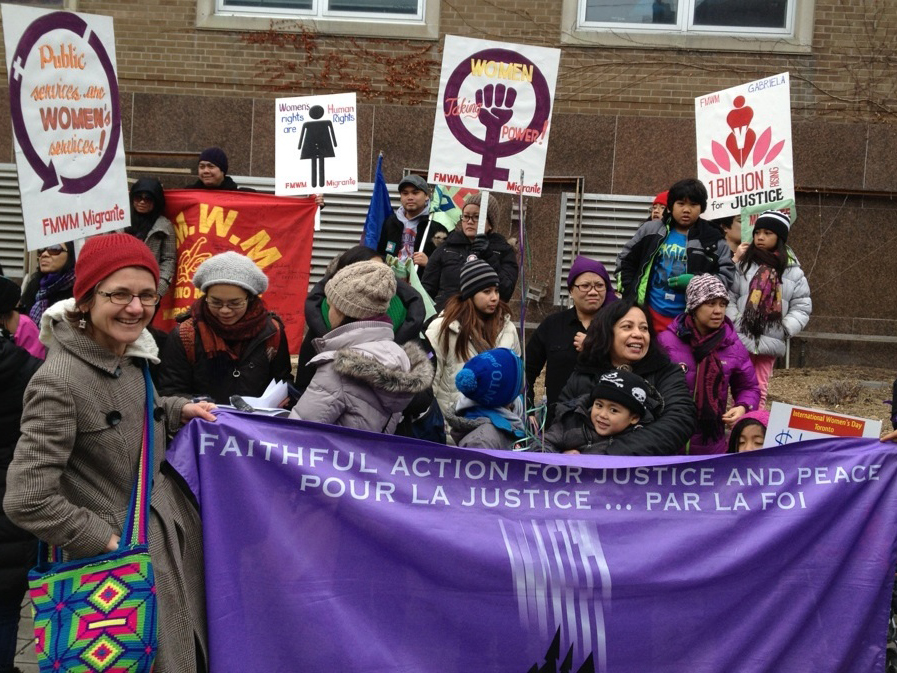 kairoscanada's tweet photo. The 19th #KAIROS20 reflection comes to us from Connie Sorio
"The commitment to do justice along side migrant workers & vulnerable people is what we are called to do, to live our Christian faith by doing good & taking risks."
https://t.co/TdVrgsbbpi https://t.co/LLcvnmDc5v