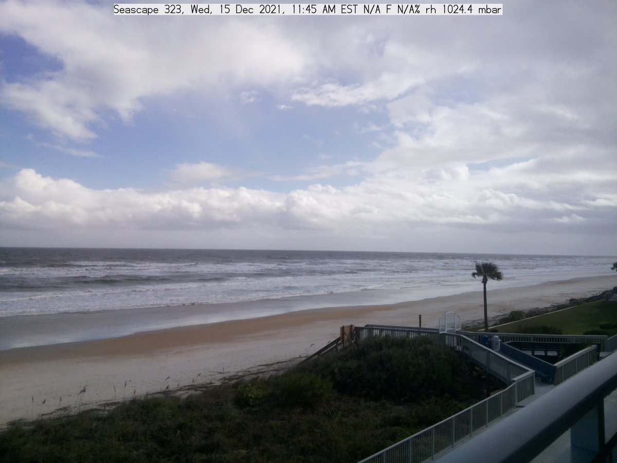 Beach view from Seascape Towers Unit 323, New Smryna Beach, FL  
Wed, 15 Dec 2021, 11:45 AM EST
N/A°F
N/A% rh
1024.4 mbar