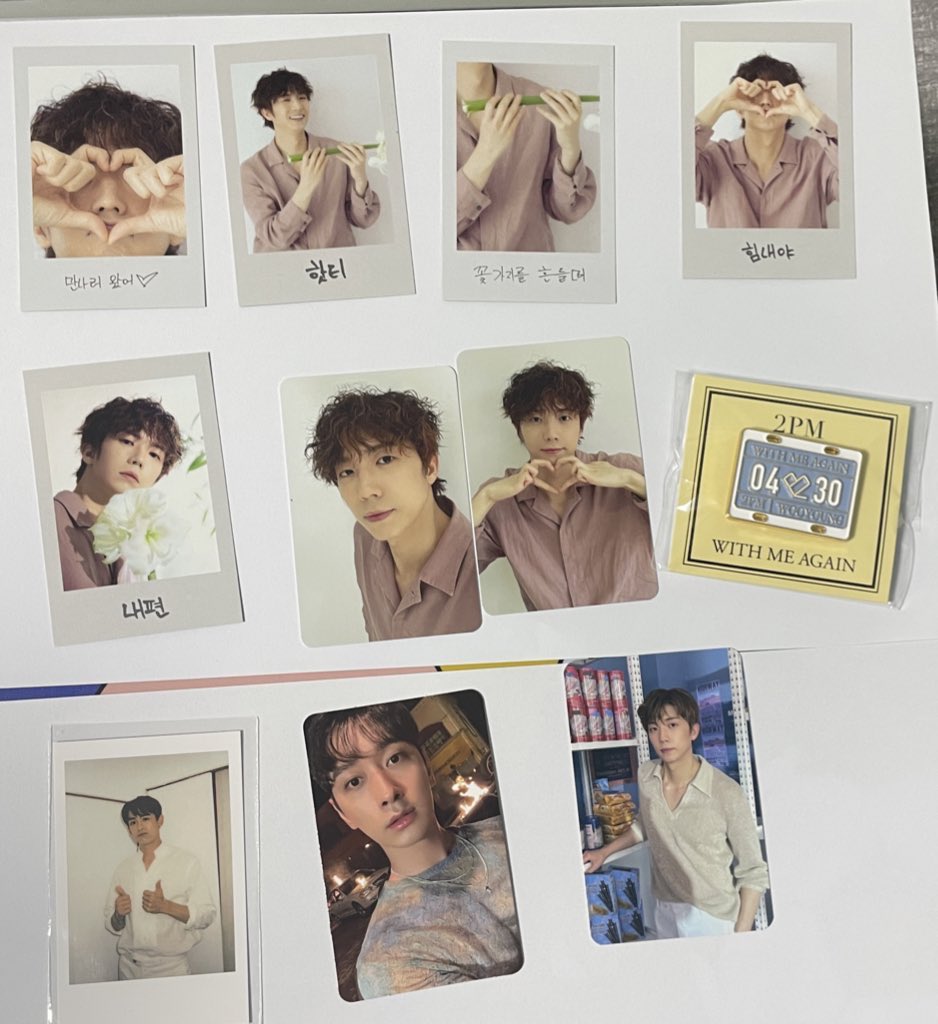 goodsh12_3's tweet photo. 2pm good 판매 https://t.co/jNa0c5I1DD