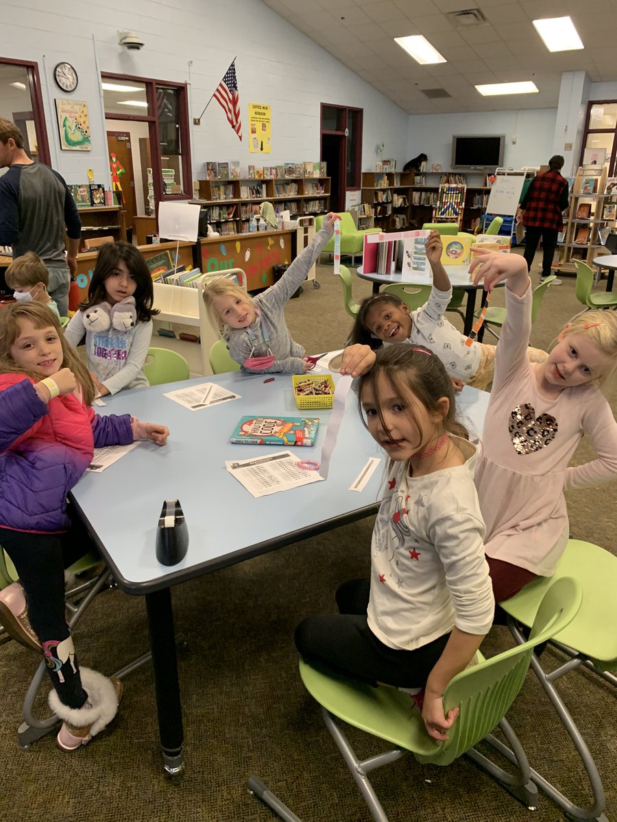 GoShapiro's tweet photo. Hour of Code Week was so much fun! @_Cubetto Gingerbread maze, Binary Bracelets & Dance Parties galore! #HourofCode2021 @codeorg https://t.co/9CKVGUloqE