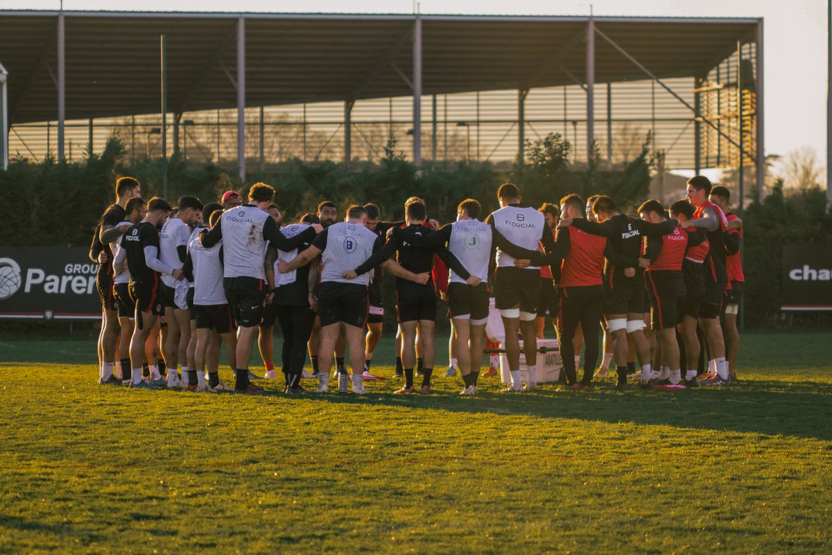 StadeToulousain's tweet image. ▶️ 𝐍𝐨𝐮𝐯𝐞𝐥𝐥𝐞 𝐬𝐞𝐦𝐚𝐢𝐧𝐞 𝐞𝐮𝐫𝐨𝐩𝐞́𝐞𝐧𝐧𝐞 🔥

Nos 🔴⚫ se préparent à recevoir les Wasps ! 💪

#STWASPS