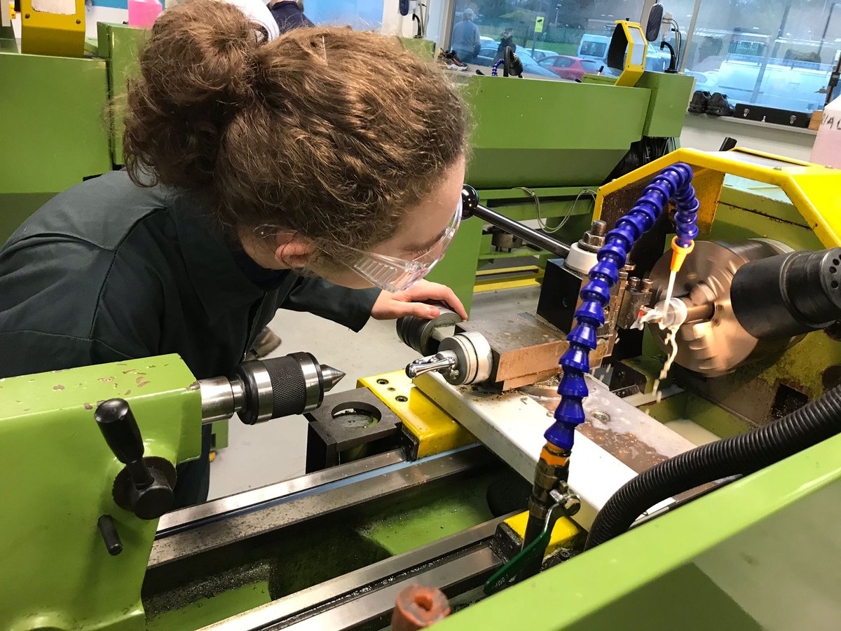 MaccCollegeNews's tweet photo. Behind the Scenes with Engineering 🔧

Our Level 2 learners were doing some fantastic work this week. We caught them in the workshop making T slot clamps! ⚙️

It’s always fascinating to come down to our ECAT building to see what students are doing. 🙌 https://t.co/gYR2Ag0Zdo
