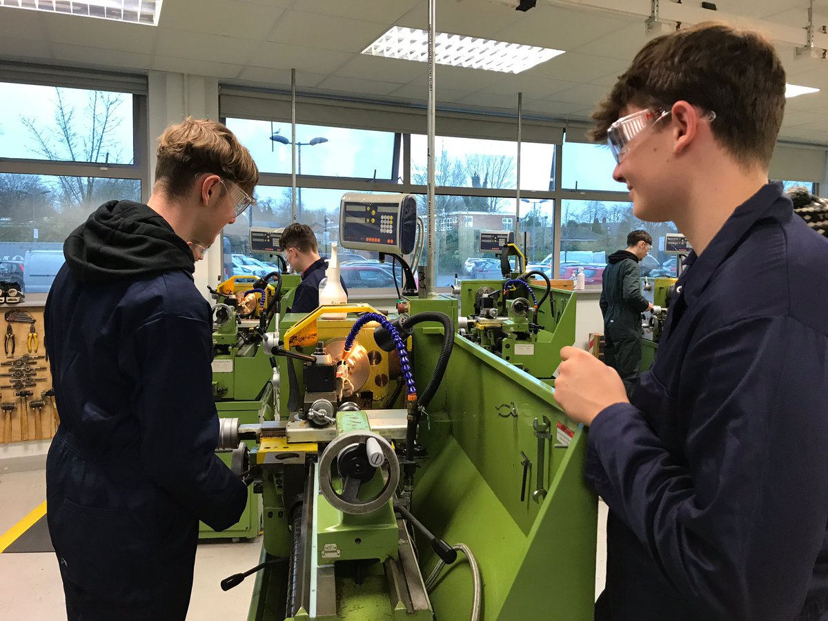 MaccCollegeNews's tweet photo. Behind the Scenes with Engineering 🔧

Our Level 2 learners were doing some fantastic work this week. We caught them in the workshop making T slot clamps! ⚙️

It’s always fascinating to come down to our ECAT building to see what students are doing. 🙌 https://t.co/gYR2Ag0Zdo