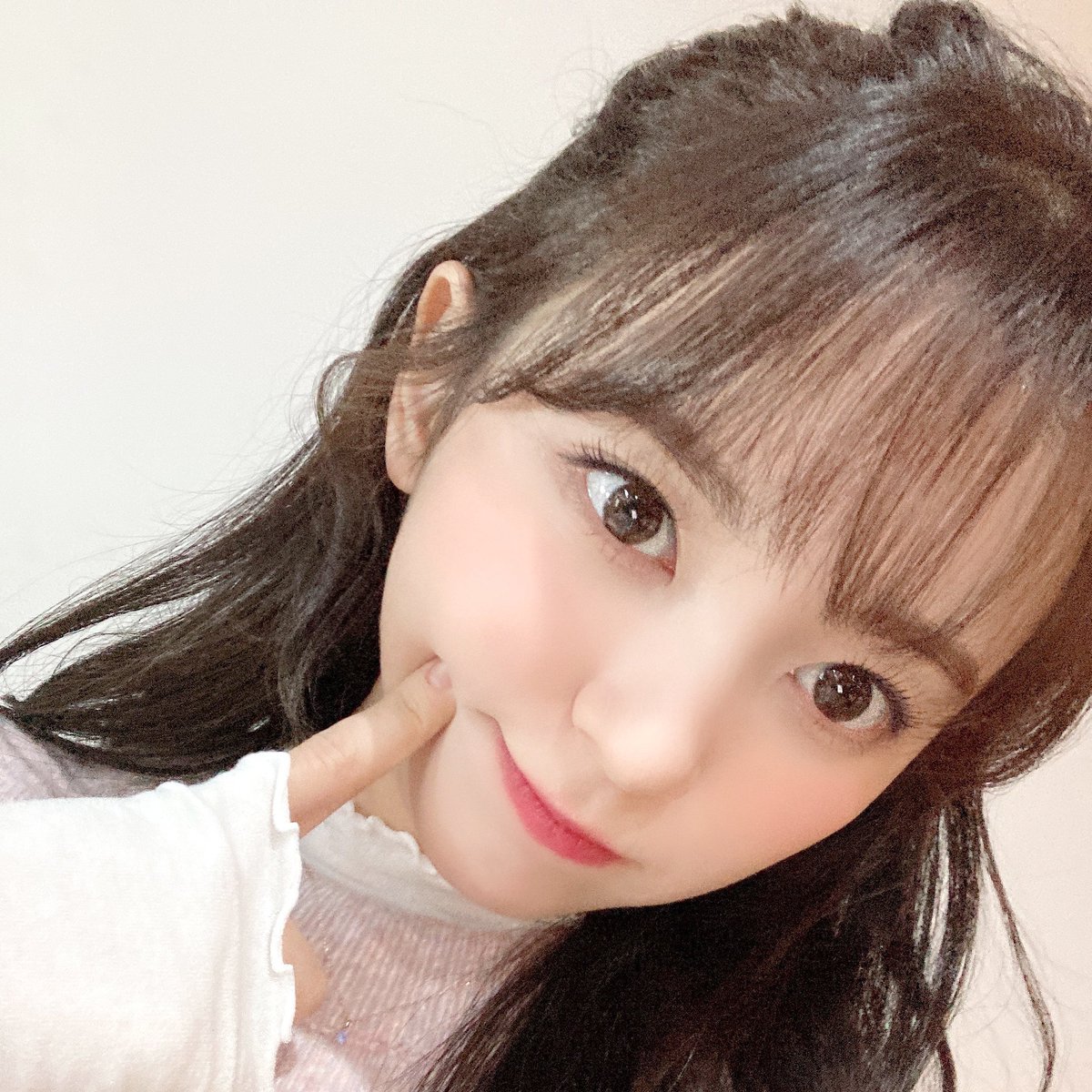 Onez46746031's tweet photo. Happy birthday
🎉🎉🎉
愿你健康长寿，平安顺遂。
#HappyMashiroDay #MarshmallowMashiroDay 
#坂本舞白生誕祭2021 
#하얀겨울이_보내준선물_생일축하하시로 https://t.co/S7aFtLOKm7