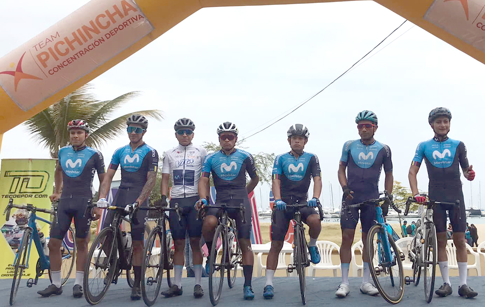 nuestrociclismo's tweet photo. #VueltaEc #VueltaalEcuador2021 🇪🇨#Ciclismo
Clasificación Equipos
🏆@MovistarEC-@TeamEcuadorEc
2️⃣@TeamBestPcEc
3️⃣ #Saitel
El @Movistar_Ecua.dor (antes Club RPM creado en 2012 por @SantiagoRoseroC logra su PRIMER TÍTULO x Equipos en @VueltaEC, también 1er gran título D.T para Telmo https://t.co/6VtQ3V77T6