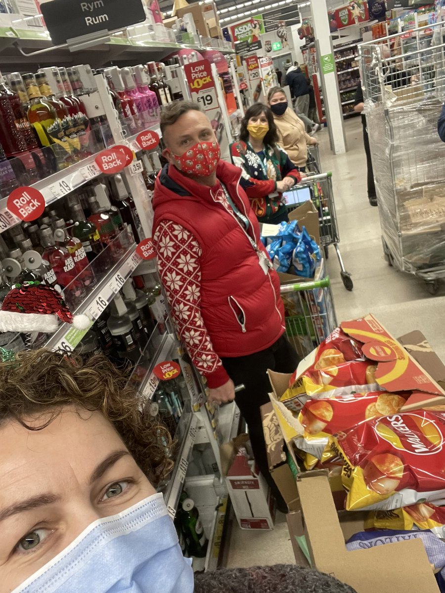 vikimorgs's tweet photo. Prepping for our Christmas hamper appeal. #givingback @RHAWales @SDevinett @Leigh_Caveney https://t.co/2GTLmXrPAU