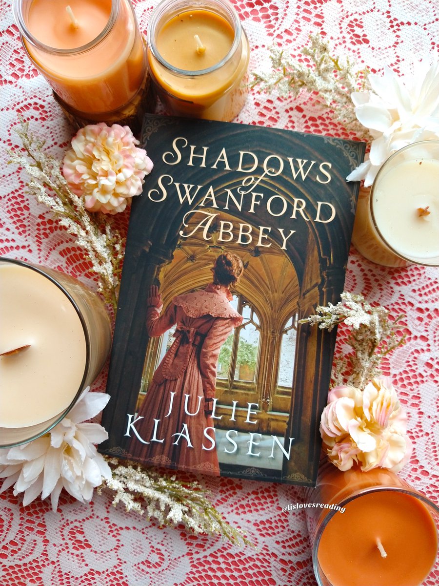 With @Austenprose I am featuring my review of Shadows of Swanford Abbey by @Julie_Klassen! lislovesreading.blogspot.com/2021/12/histor…
@bethany_house  
#ShadowsOfSwanfordAbbey #RegencyRomance #HistoricalSuspense #InspirationalFiction #BookTour #NewBooks #BookTwitter #Austenprosepr #bookreview