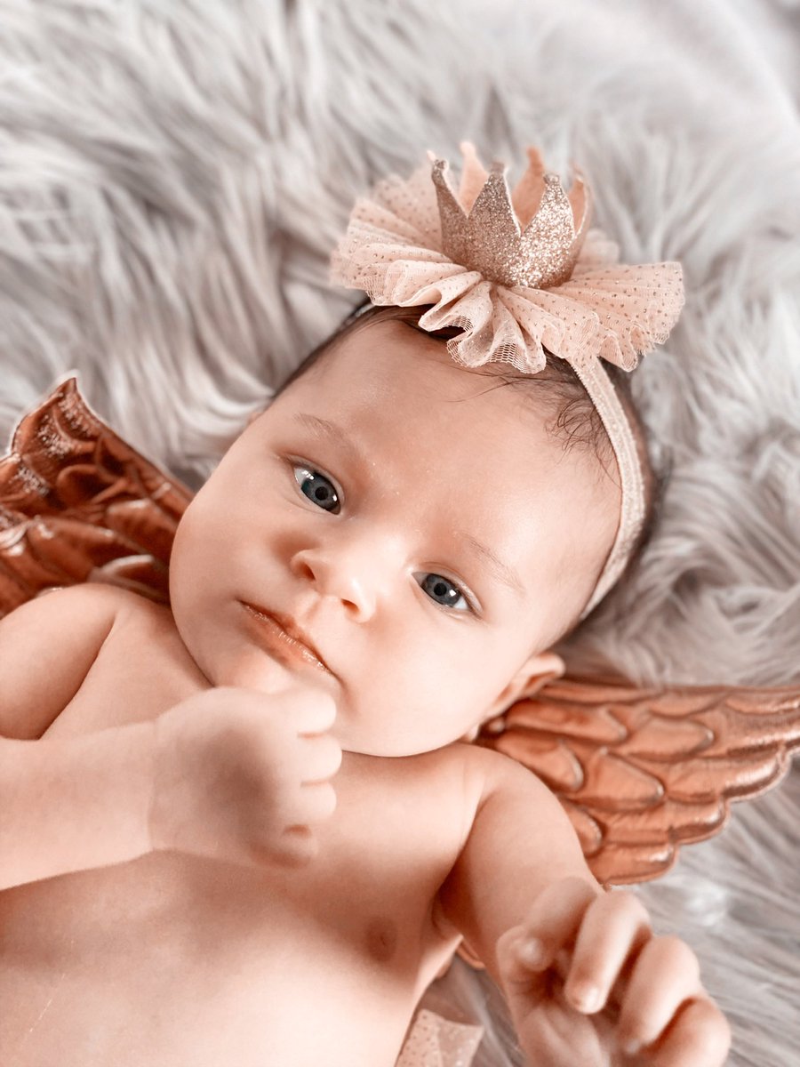 LadyLAIILO's tweet photo. Hope this lil angel brings a smile to your face 👼🏼
@Solariousmusic https://t.co/TIqKy4JEIn