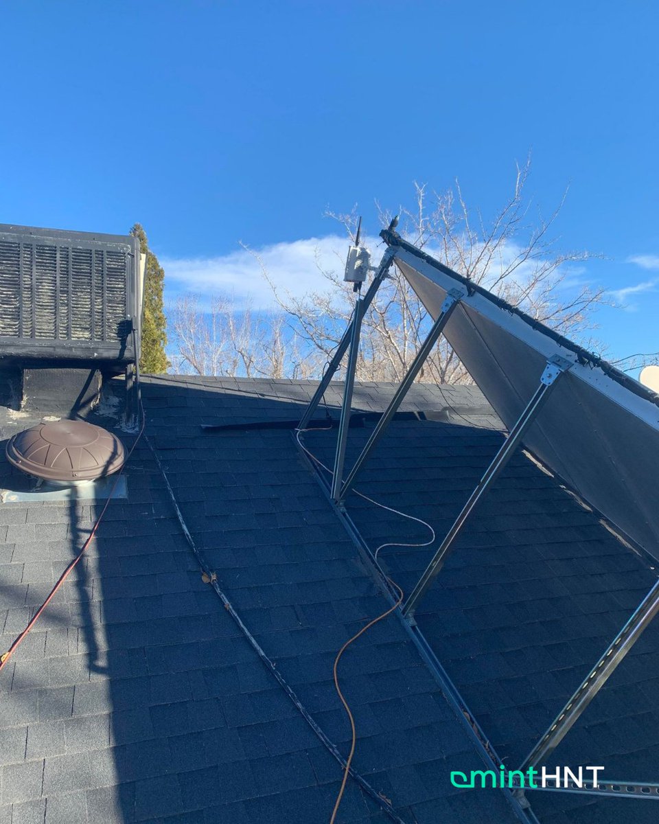Spread_Networks's tweet photo. Check out these outdoor setups from our first #mintPRO traveling installer, @figueroa_amil! Amil and his family recently moved to Nevada to build out the Helium network, and he travels through the area for professional instals! #mintPRO #ThePeoplesNetwork #IoT @Helium https://t.co/WEhB1QVsoR