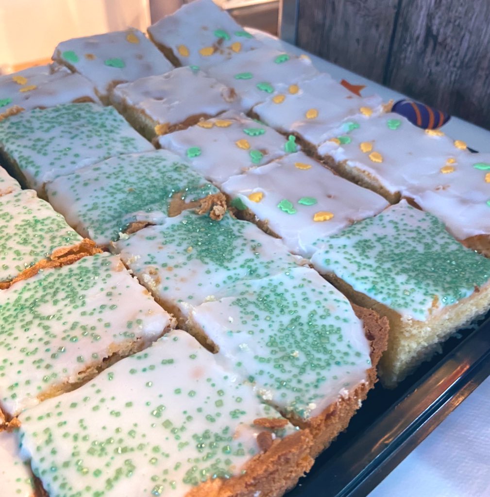 Christmas lunch today 🎄⛄️🧑‍🎄 @ColehamPrimary. It went down really well with the pupils and staff  #teamwork @Academy_Food_UK