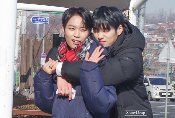 4leedongwon's tweet photo. this is heejun, heejun likes his personal space. So does dongwon, dongwon likes heejun’s personal space as well

@KNKOfficial220 #동원 #DONGWON #동구짱짱 #크나큰 #이동원 #KNK https://t.co/0hgyTjxu14