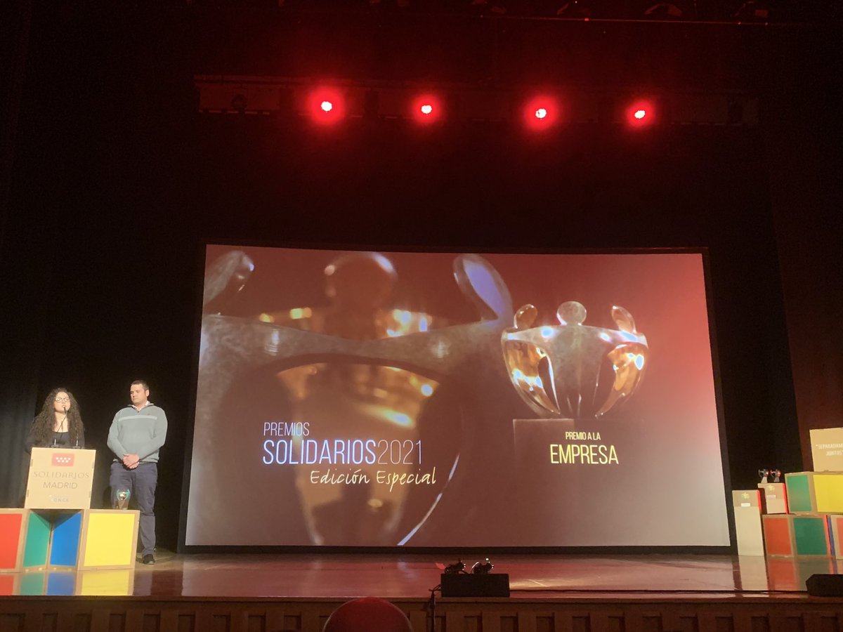 Premio Solidarios 🥇 <a href="/ONCE_oficial/">ONCE</a>, en #Madrid #MakersMadrid; enhorabuena, y #gracias por vuestra inmensa solidaridad <a href="/CoronavirusMak3/">CoronavirusMakers.org</a> <a href="/CovidMakersMad/">Coronavirus Makers Madrid</a>. Tremenda e impagable labor!!!.