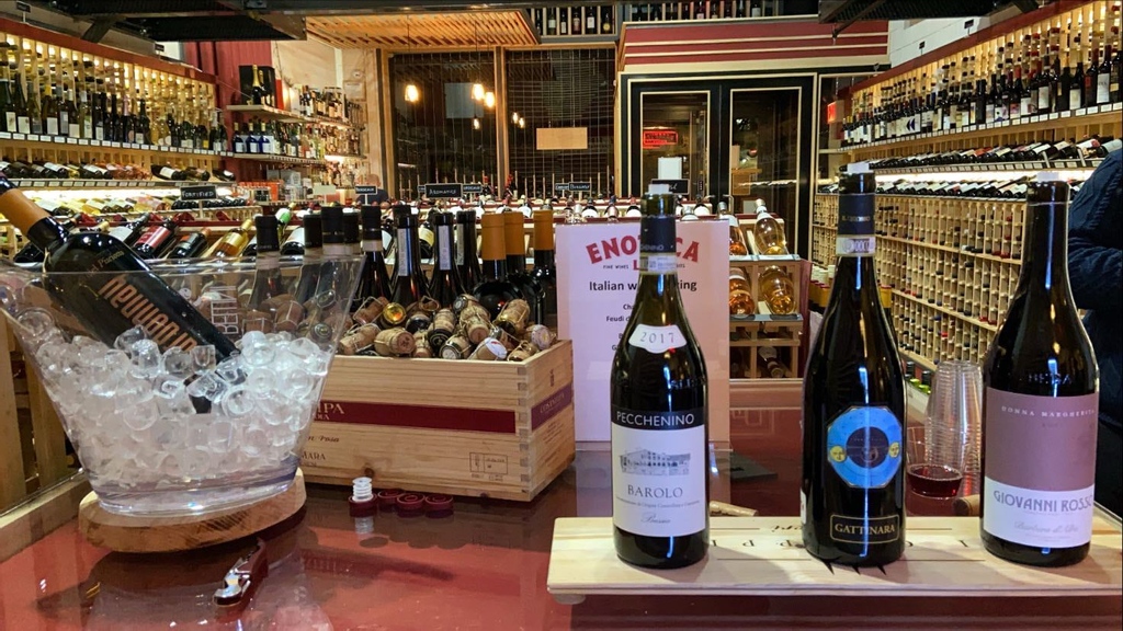 ViasWine's tweet photo. Tasting Time 🤩 @enotecalic 
🥂 @feudidelpisciottowinerelais
@pecchenino_winery @ilchiossogattinara @giovannirossowiney https://t.co/8QxESdRU3P