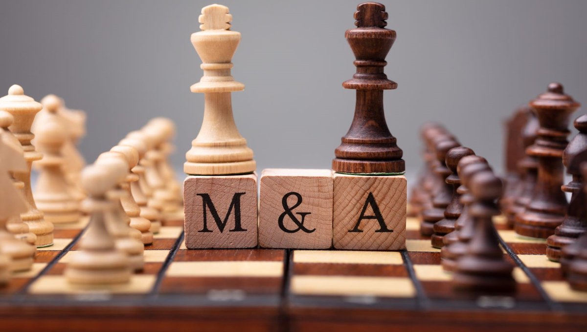 crnstne's tweet photo. From Michael Lamm -  The ARM Industry Reaches an Inflection Point – Reg F Anticipated to Drive More Mergers &amp; Acquisitions Activity https://t.co/ySz6yRTrGJ https://t.co/aTXyqXsnfi