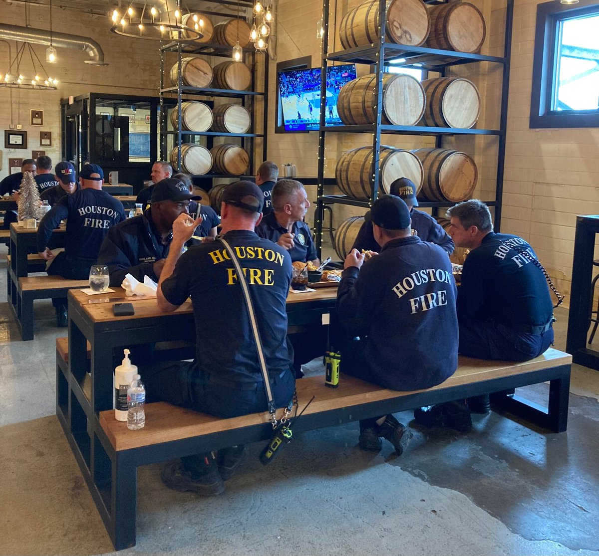 During the holiday season, our local firefighters and first responders are working extra hard and we are grateful for what they do throughout the year.

Know a first responder? Tag them to let them know we always offer 10% OFF their bill anytime they dine in our tasting room!