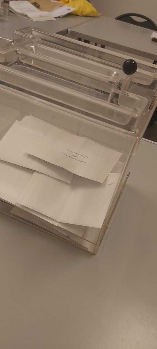 FCPE UL Paris 14ème (@fcpe75_ul14) on Twitter photo Plus que 20 min avant la fermeture du bureau de vote pour les adhérents à la <a href="/CdE14_75014/">Caisse des Écoles du 14e</a> #élections #2ecollege #administrateurs #parents #paris14 Plus que 20 min avant la fermeture du bureau de vote pour les adhérents à la <a href="/CdE14_75014/">Caisse des Écoles du 14e</a> #élections #2ecollege #administrateurs #parents #paris14