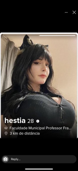 Not someone catfishing as me on tinder and naming themselves “hestia” 💀 https://t.co/R0P1vAg2ix