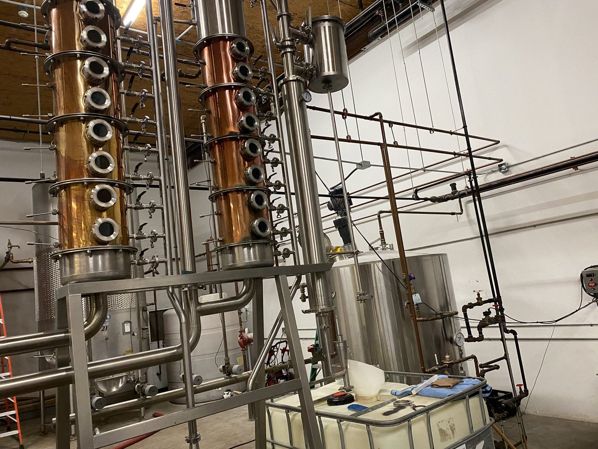 GregTompsett's tweet photo. Stopped by to see the mad scientists at @UncleJumbosVdk to pick up some of the delightful Niagara Frontier Bourbon Whiskey… and got a private tasting! 

So so so good 🤤 😋 https://t.co/tRAhAJrkUa