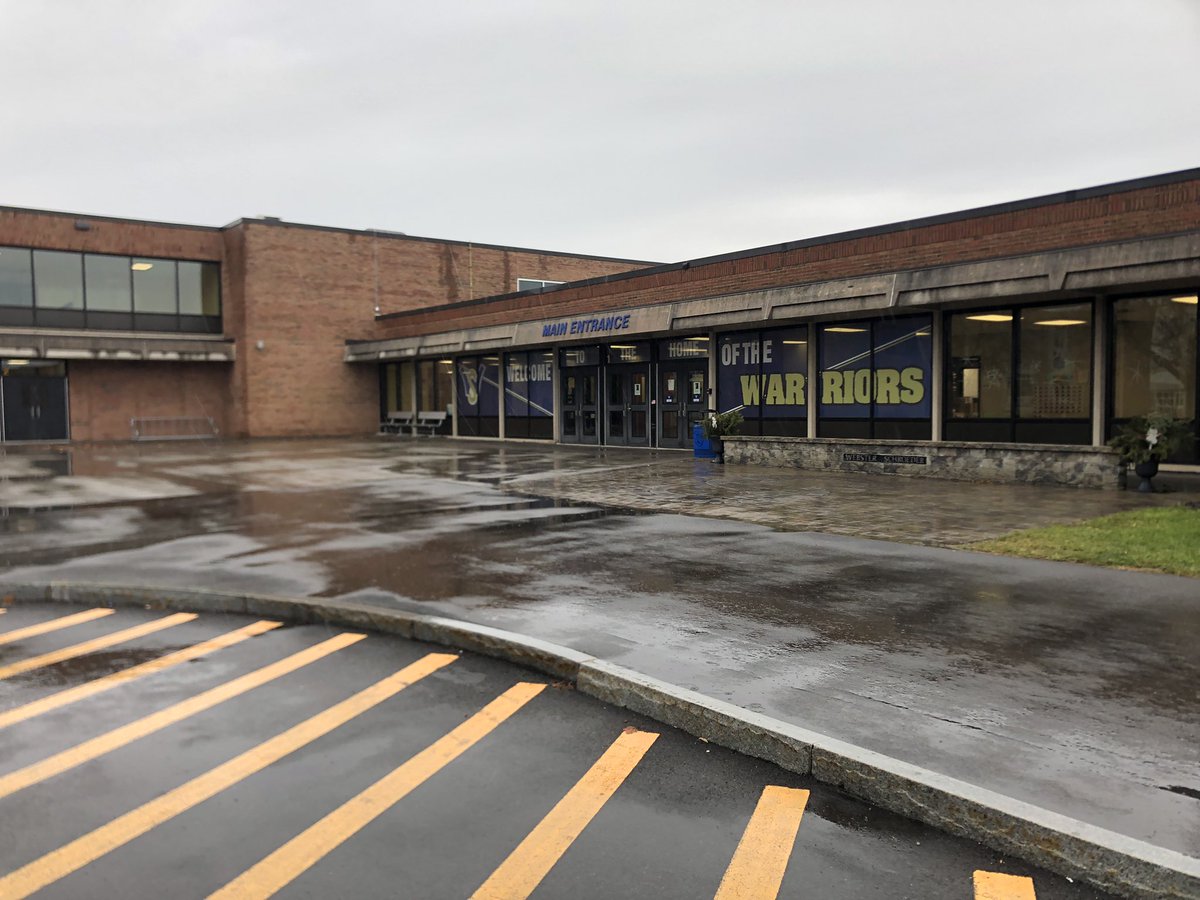 Coach__Duke's tweet photo. Huge thank you to @SchroederFtball for having @_SCFootball stop in to speak with your student athletes! #NY2SC #BUILDTHEBROTHERH22D https://t.co/Qq6tE1rUff