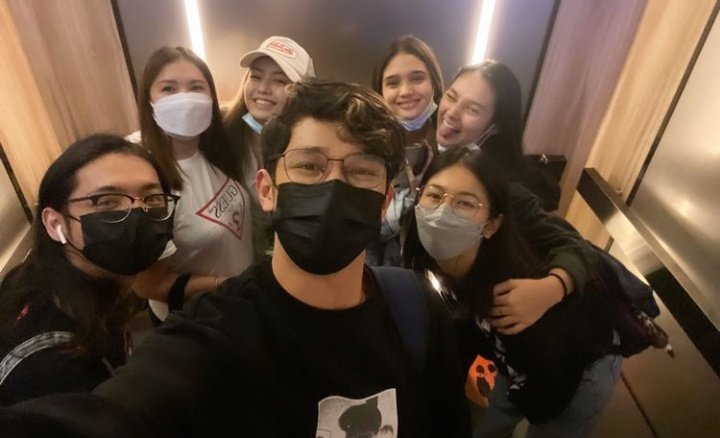 _serendipity444's tweet photo. Pero masaya ako at nagkita na ulit si kaori at aljon kahapon. Nagiisang tao na sure akong totoo ky Kaori 🥺
#KaoriOinuma #AljonMendoza
#besties https://t.co/n5lsQYwtUv