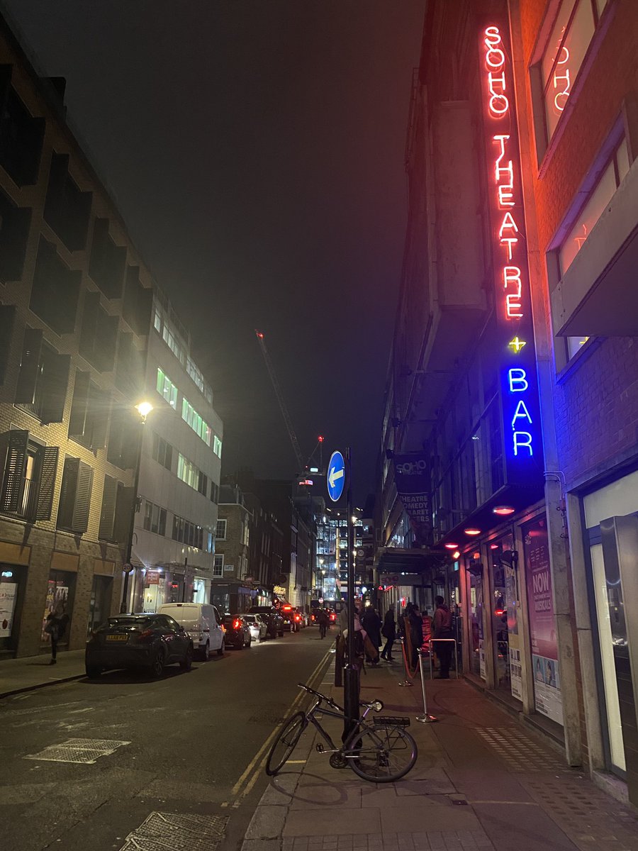 We lucked out &amp; caught the stage version of Brown Girls Do It Too &amp; it’s time to give <a href="/Poppy_Jay_/">poppy jay</a> &amp; <a href="/RubinaPabani/">Rubina Pabani</a> their flowers because these two can do it all 👏🏽

You will laugh, you will cry, you will reflect on your own experiences. Make sure you catch the tour next year 💖✨