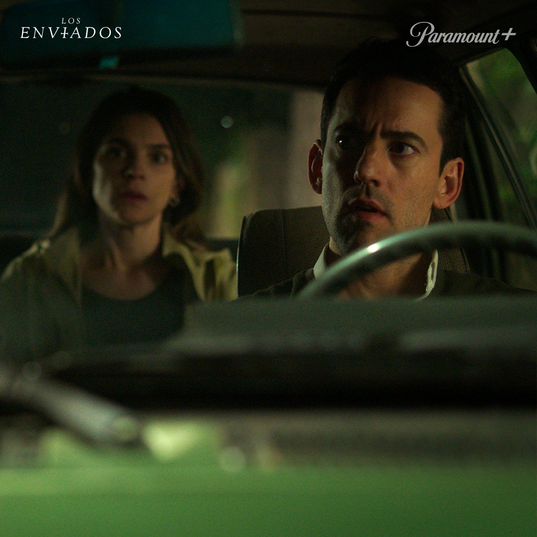 ParamountPlusMX's tweet photo. ¡El próximo episodio de #LosEnviados estará lleno de emociones! 😱 Antequera y Salinas encuentran pruebas sobre la supuesta muerte de Valentina, y el misterio sobre las desapariciones de los niños aumenta. 😰 ¡Ingresa a #ParamountPlus y disfruta el cuarto episodio este domingo.! https://t.co/qDV6JvWG8T
