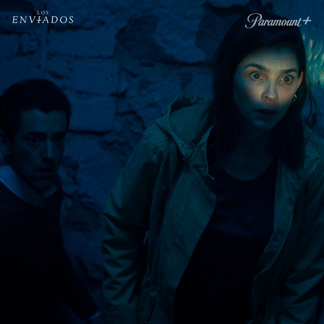 ParamountPlusMX's tweet photo. ¡El próximo episodio de #LosEnviados estará lleno de emociones! 😱 Antequera y Salinas encuentran pruebas sobre la supuesta muerte de Valentina, y el misterio sobre las desapariciones de los niños aumenta. 😰 ¡Ingresa a #ParamountPlus y disfruta el cuarto episodio este domingo.! https://t.co/qDV6JvWG8T