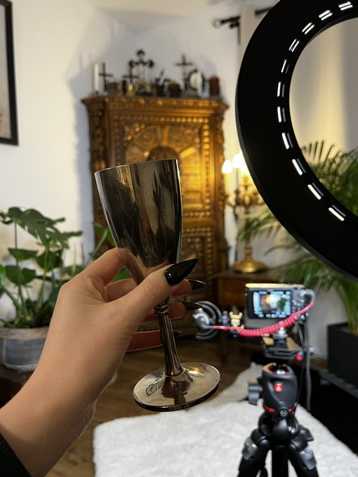 Starting my Birthday with making porn and having orgasms. It’s going to be a good day ?? https://t.c