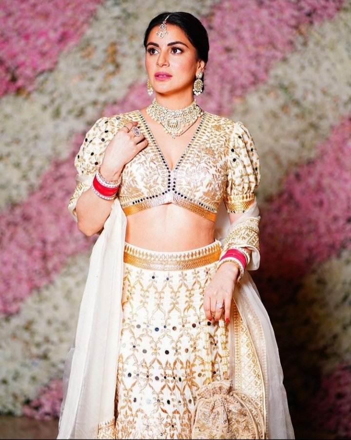 AndSarya12's tweet photo. Preeran ♥️🥰 https://t.co/TNh900mN7K