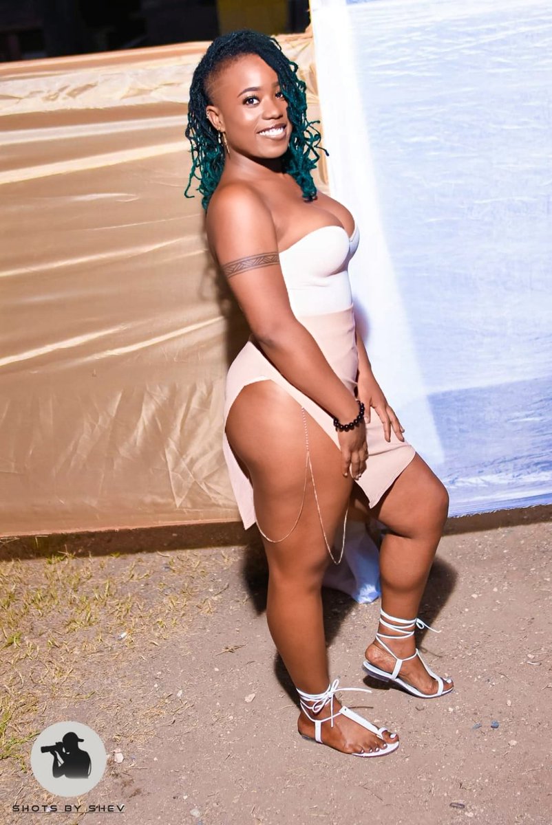 I am woman, I am fearless
I am sexy, I'm divine
I'm unbeatable, I'm creative
Honey, you can get in line
I am feminine, I am masculine
I am anything I want!!!!
- Emmy Meli
#BlackisBeauty✊🏾💪🏾🇯🇲 #melanetedqueen #update #Nickikamusic
Photography - @shots_by_shev