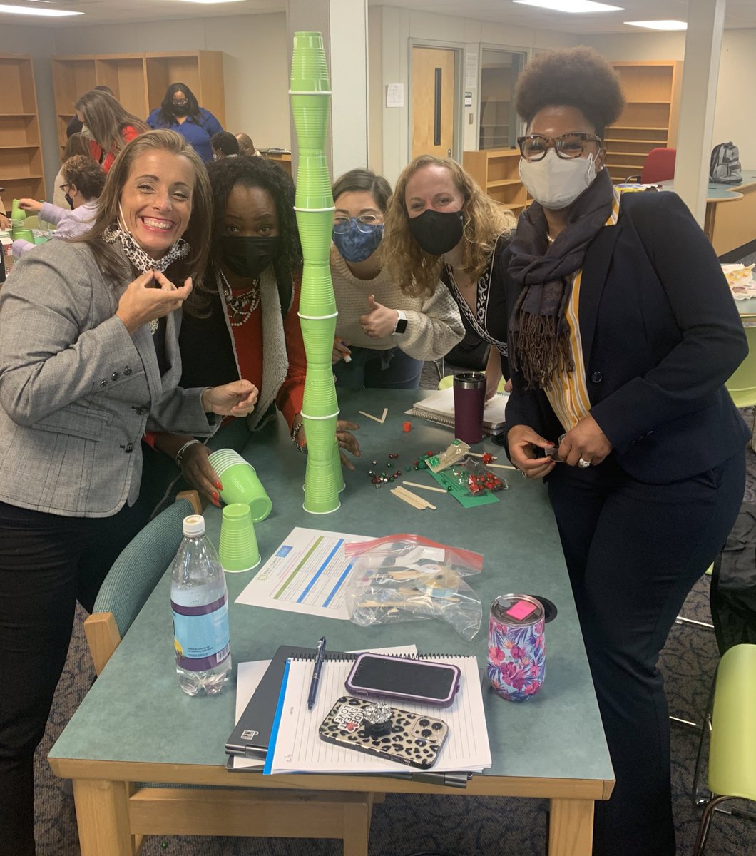 gggstidham's tweet image. A little fun and a lot of laughter at the #InternInstitute 🎄