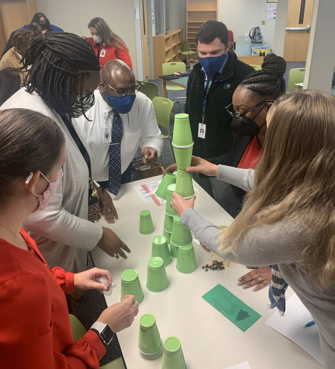 gggstidham's tweet image. A little fun and a lot of laughter at the #InternInstitute 🎄